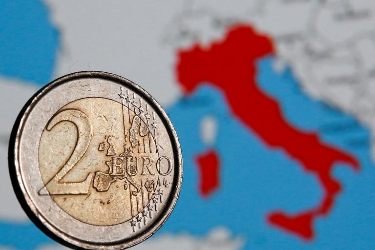 Italijanski proračun vzbuja strah pred razpadom EU