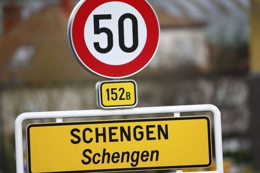 Schengen je poleg evra in notranjega trga bistvo Evrope. Vir slike: Reuters.