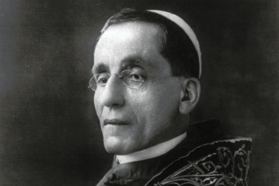 Slovenec je dan pred smrtno papeža poročal o njegovem slabem zdravstvenem stanju. Papež Benedikt XV. Vir slike: Wikipedia.