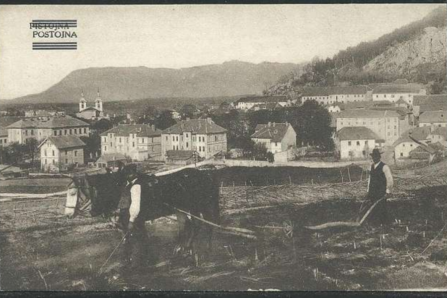  Fotografije iz Postojne iz leta 1922. Vir slike: Jeni Kirby.