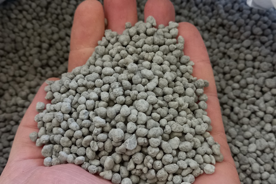 Podražila so se tako gnojila kot tudi krma. Vir slike: Mr Fertilizer.