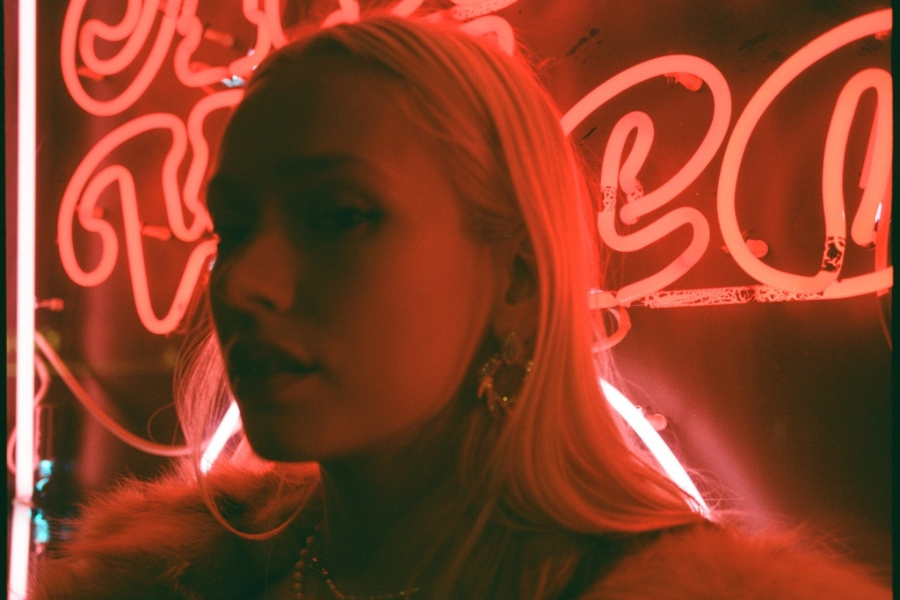 Latvijska r&b hip hop diva Eliza Legzdina. Vir slike: MENT.