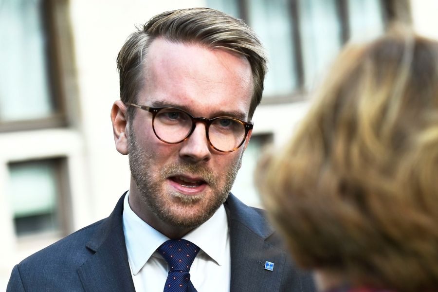 Andreas Carlson, švedski minister za infrastrukturo in stanovanja. Vir slike: Sveriges Radio.