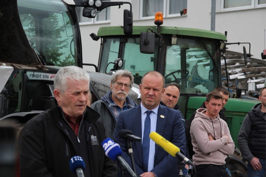 Predsednik KGZS Roman Žveglič. Vir slike: FB KGZS.