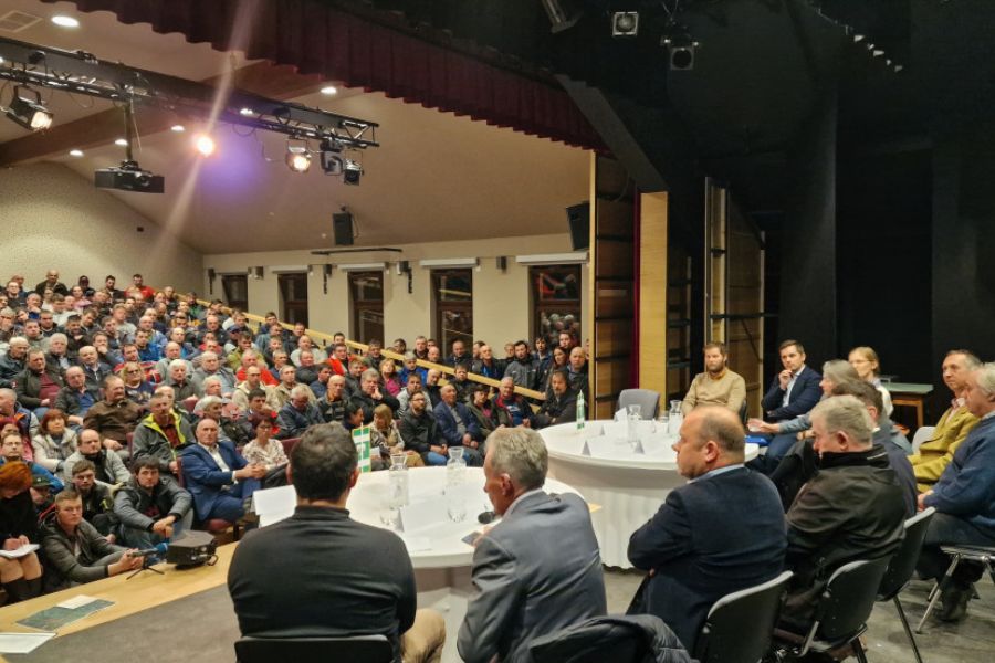 Javna razprava o predlogu Programa upravljanja območij Natura 2000 za obdobje 2023-2028. Vir slike: gov.si.