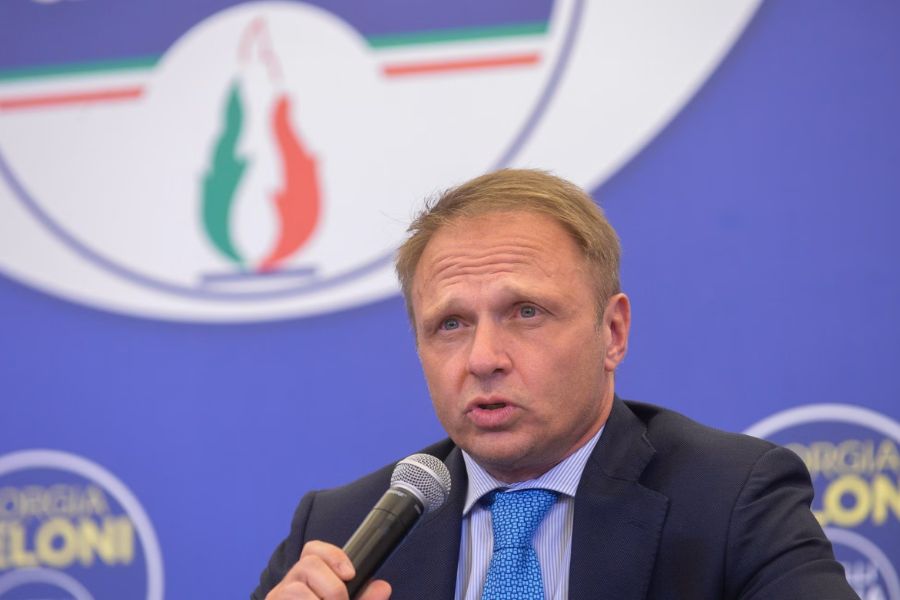 Italija prepovedala laboratorijsko meso. Italijanski minister za kmetijsko Francesco Lollobrigida. Vir slike: Sky News.